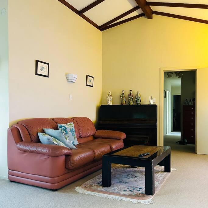 Peaceful Green Bay Charmer Auckland Extérieur photo