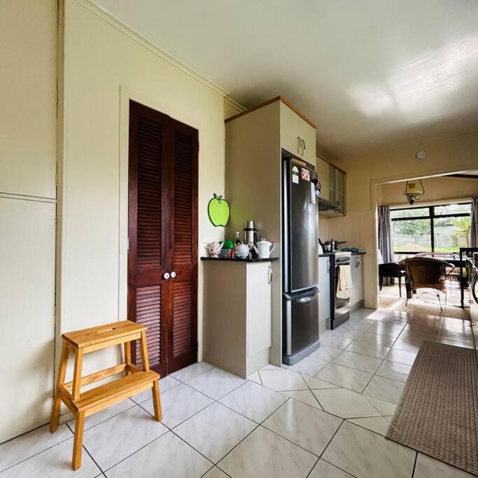 Peaceful Green Bay Charmer Auckland Extérieur photo